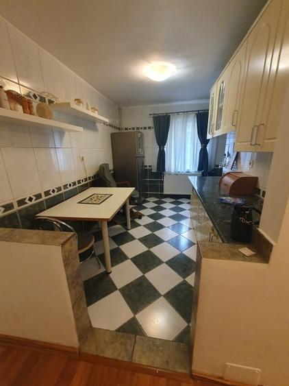 Apartament cu 2 camere decomandat în Aviației