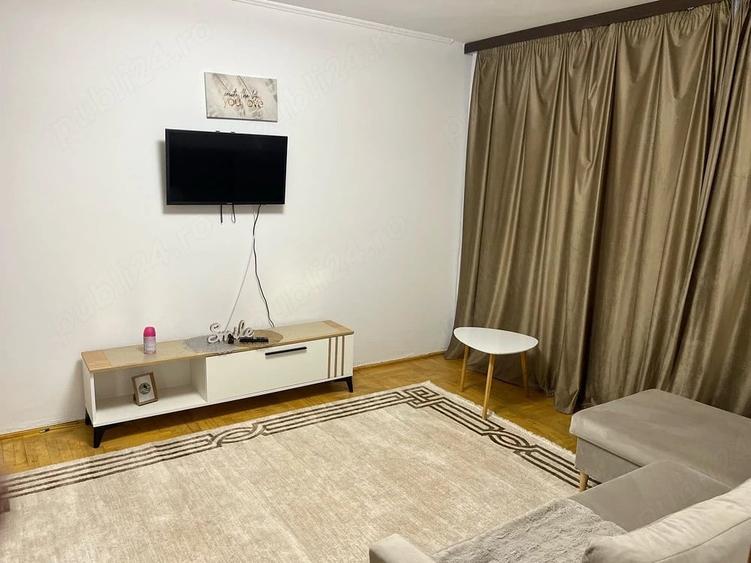 Apartament cu 2 camere semidecomandat în Central