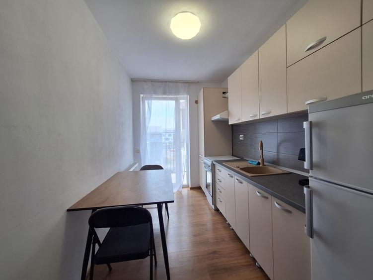 Apartament decomandat, balcon, etaj intermediar, zona Florilor - 4
