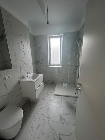 Apartament cu 2 camere decomandat în Pipera
