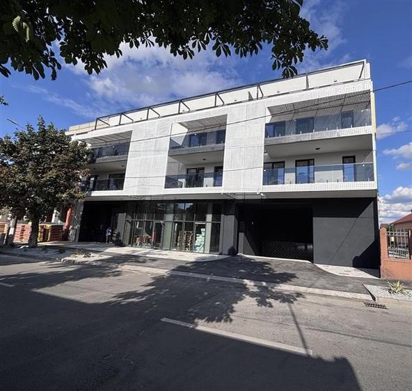 Apartament cu 2 camere decomandat în Cetății