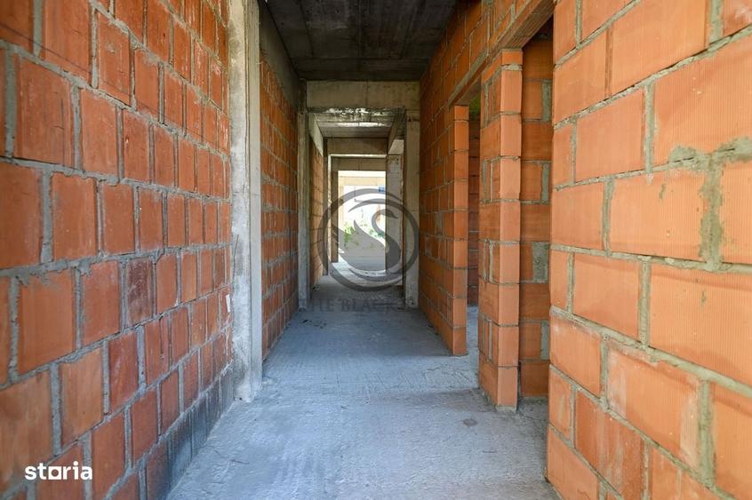 Casă cu 4 camere în Central