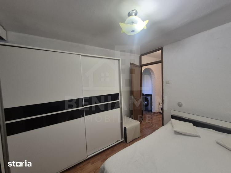 Apartament cu 3 camere semidecomandat în Lăpuș Argeș