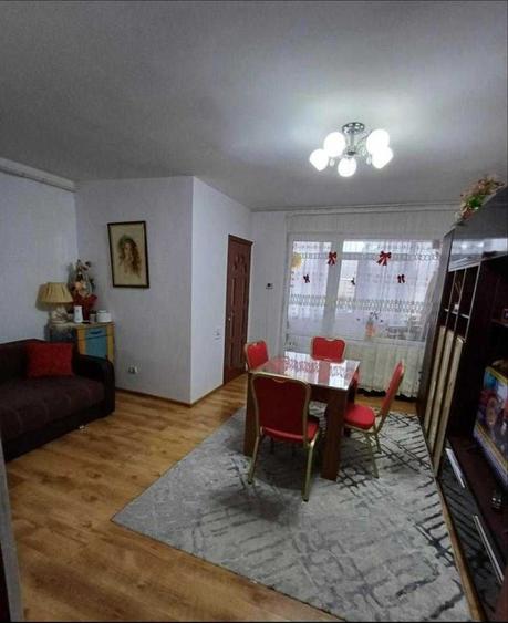 Inchiriez apartament cu o camera - 6