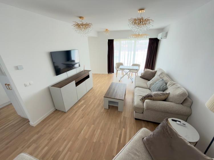 Apartament cu 2 camere decomandat în Băneasa