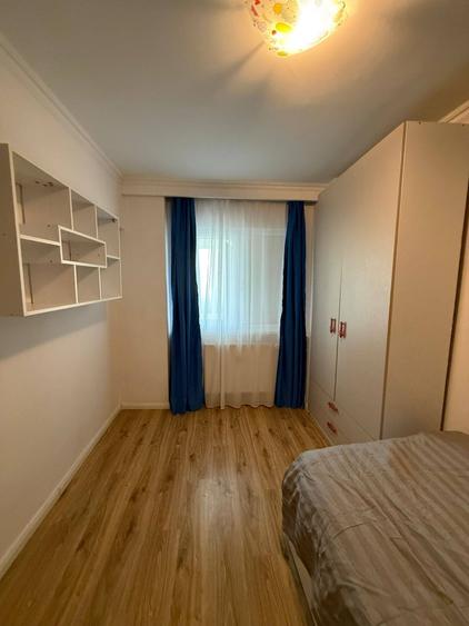 Apartament cu 3 camere decomandat, mobilat în Teiul Doamnei