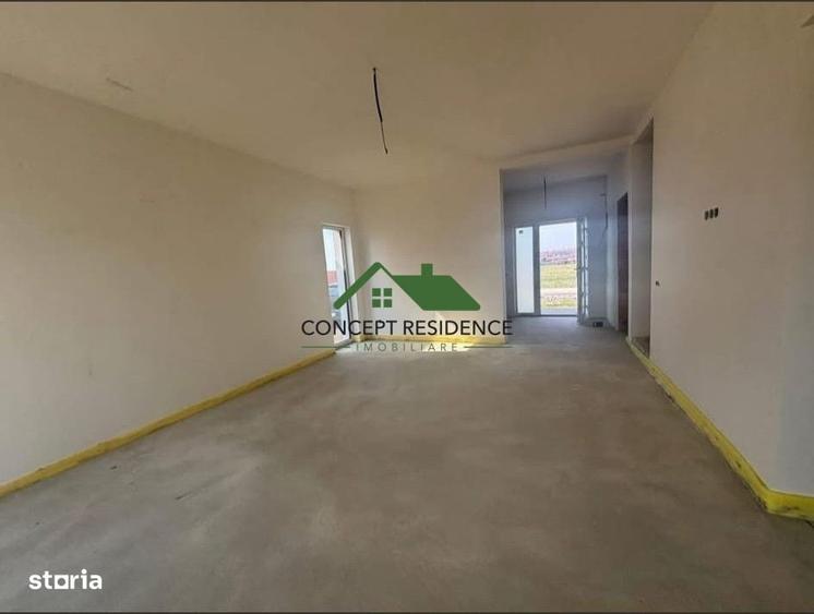 Casă cu 4 camere cu Teren 470 Mp în Săsar