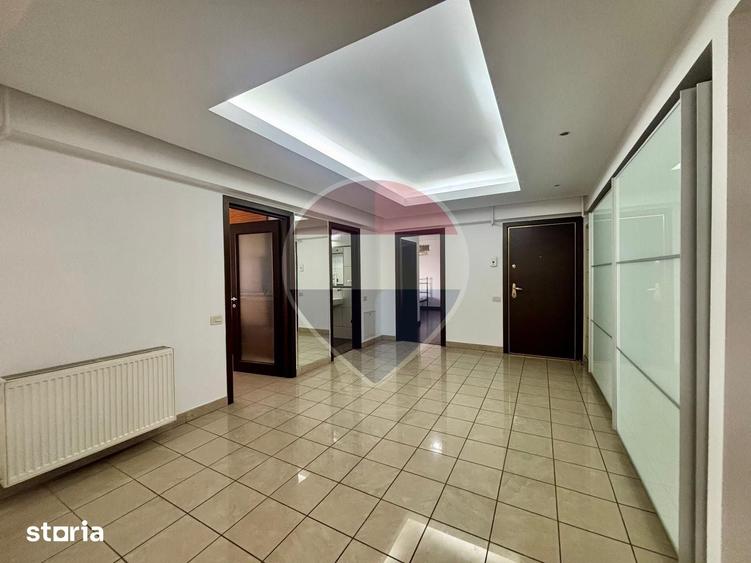 Apartament cu 4 camere în Eminescu