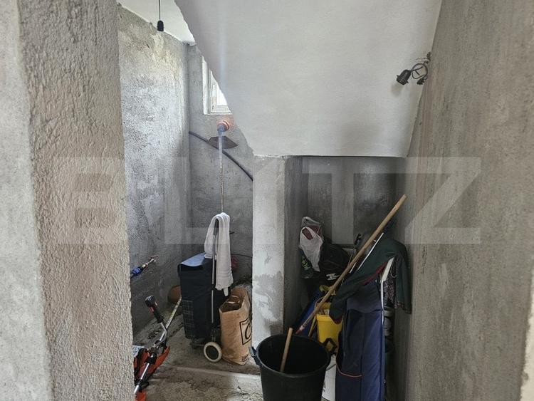 Casă individuală cu 4 camere cu Teren 523 Mp în Brădești