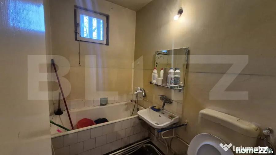 Apartament cu 2 camere semidecomandat în Central