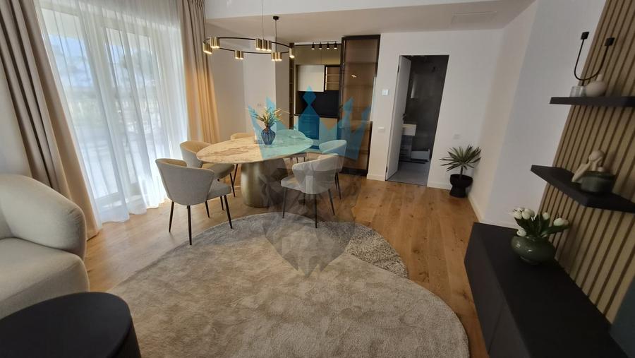 Apartament cu 3 camere decomandat, mobilat în Unirii