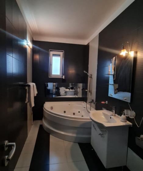 Apartament 2 camere , 60 MP, 60 terasa , zona Zorilor, Cluj - 8