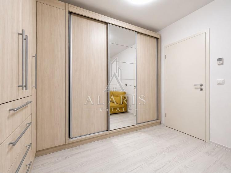 Apartament cu 3 camere semidecomandat, mobilat în Soarelui