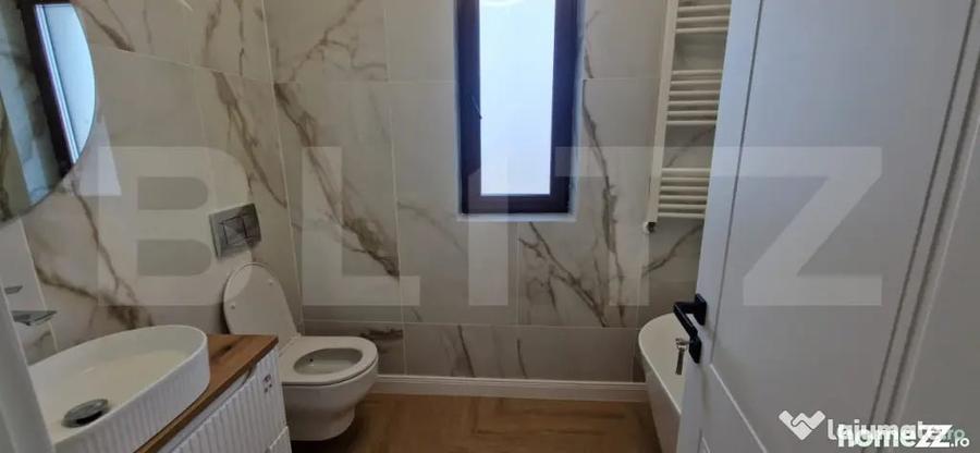 Casă cu 4 camere cu Teren 318 Mp în Pielești
