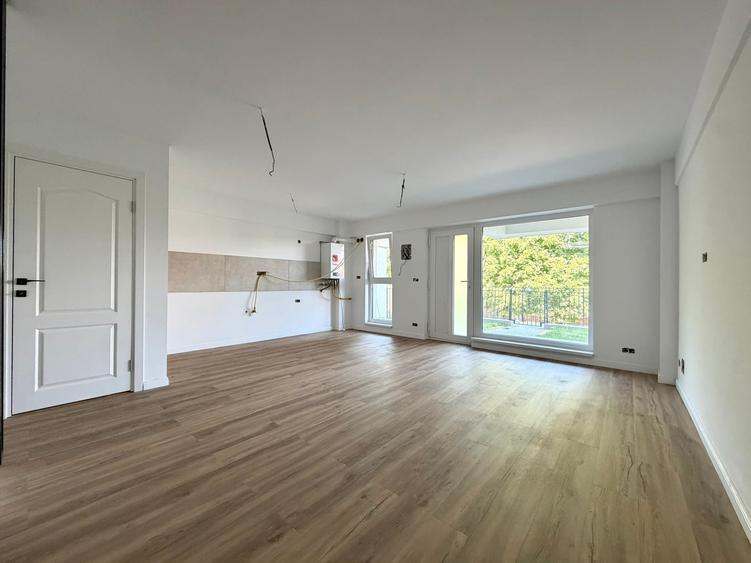 Apartament cu 3 camere decomandat în Păcurari