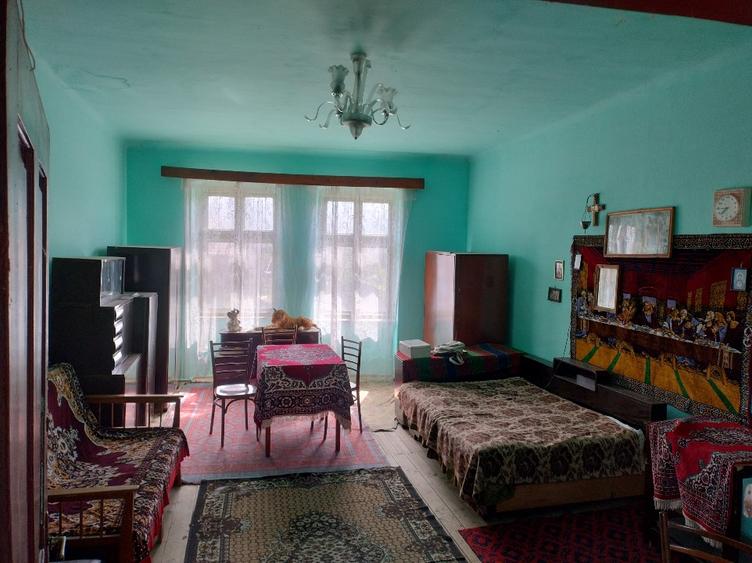 Casă individuală cu 5 camere cu Teren 1200 Mp în Archita