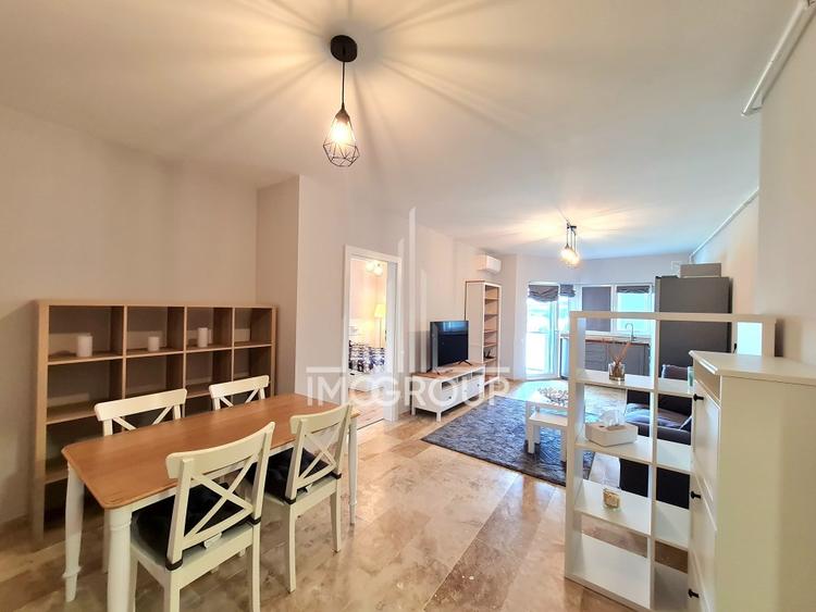 Apartament cu 2 camere semidecomandat, mobilat în Bună Ziua