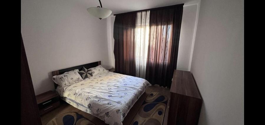 Apartament cu 3 camere în Vitan