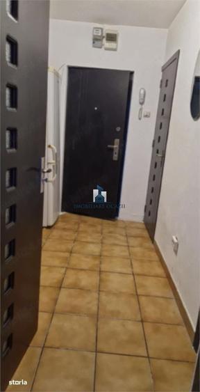 Garsonieră decomandată în Brâncoveanu