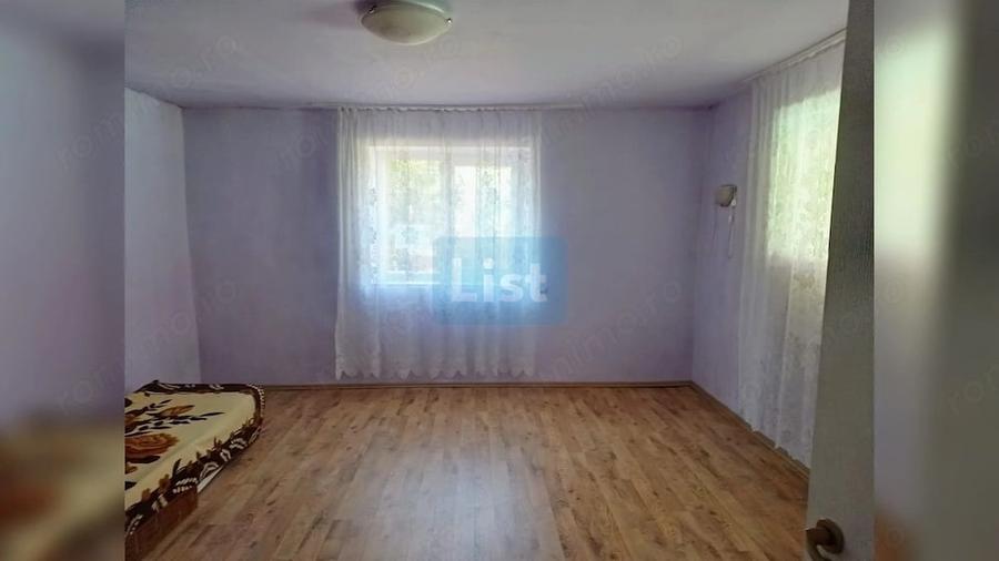 Casă cu 2 camere cu Teren 830 Mp în Suceagu