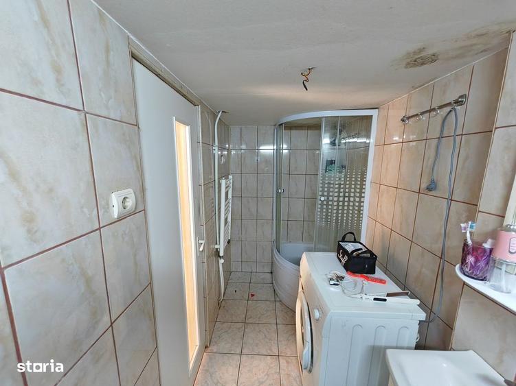 Apartament cu 4 camere în Letea
