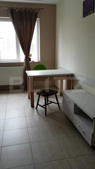 Apartament cu 2 camere semidecomandat, mobilat în Gheorgheni