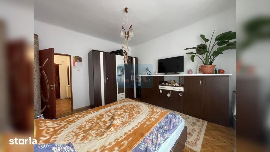 Casă cu 3 camere decomandat cu Teren 190 Mp în Muncitoresc