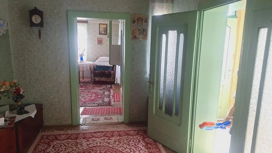 Casă cu 3 camere cu Teren 3600 Mp în Bărbătești