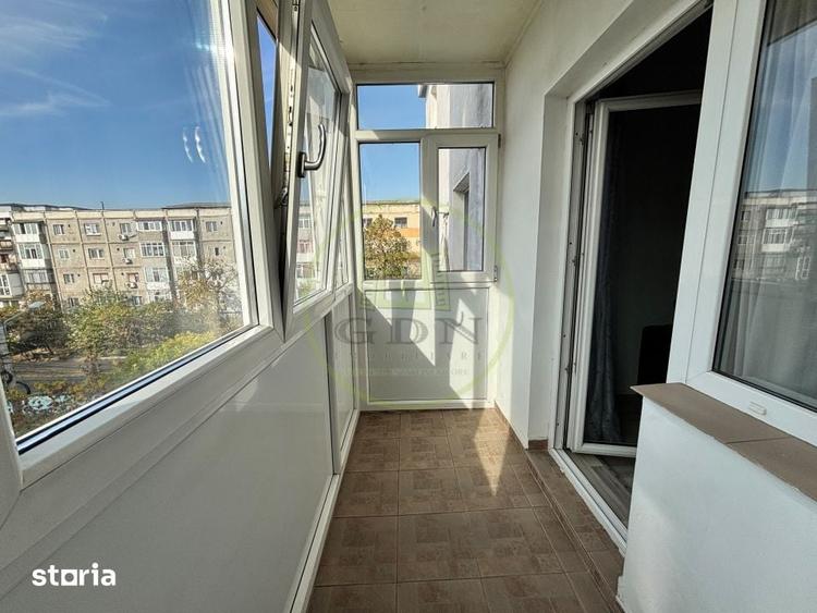 Apartament cu 3 camere decomandat în Brazda lui Novac