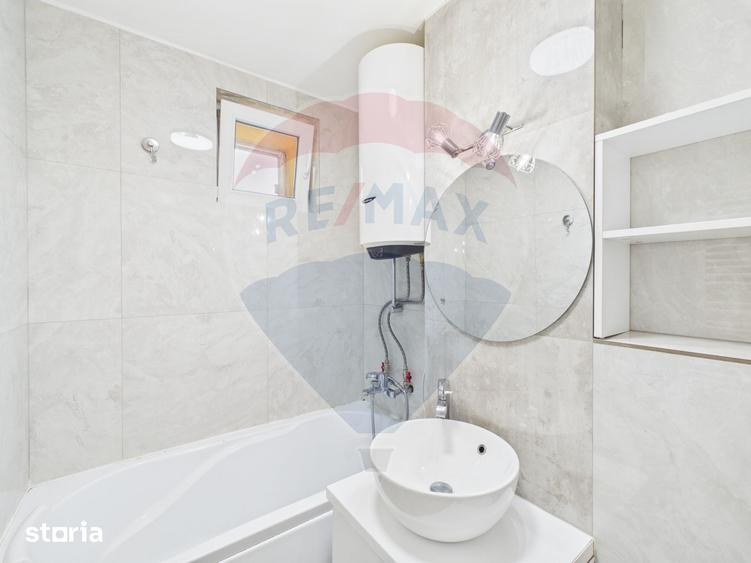 Apartament cu 3 camere în Tei