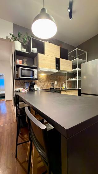 Apartament cu 4 camere decomandat, mobilat în Universitate