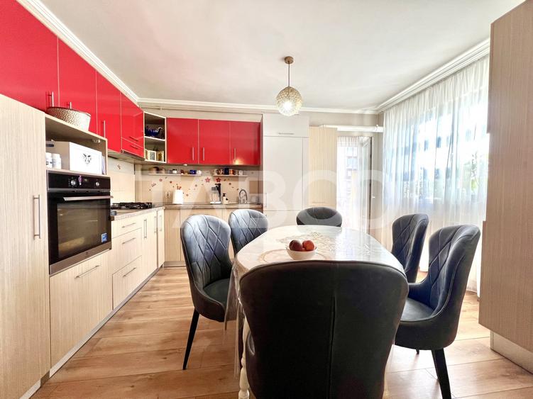 Apartament cu 4 camere semidecomandat, mobilat în Gheorgheni