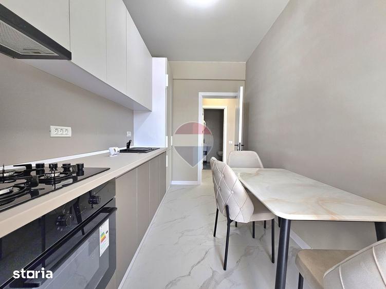 Apartament cu 2 camere decomandat în Palazu Mare
