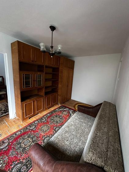 Apartament cu 2 camere nedecomandat în Dacia
