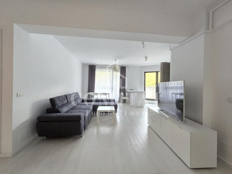 Apartament cu 2 camere semidecomandat, mobilat în Zorilor