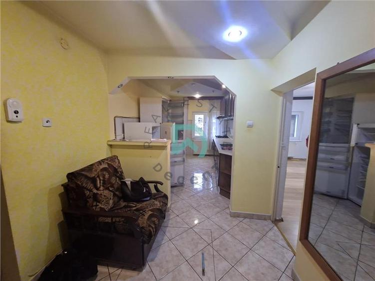 Apartament cu 2 camere decomandat în Răcădău