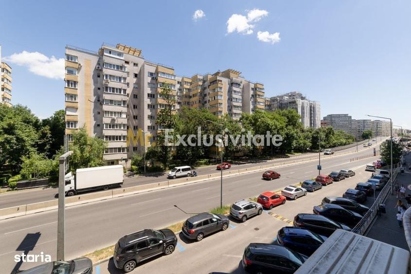 Apartament cu 3 camere decomandat în Lacul Tei