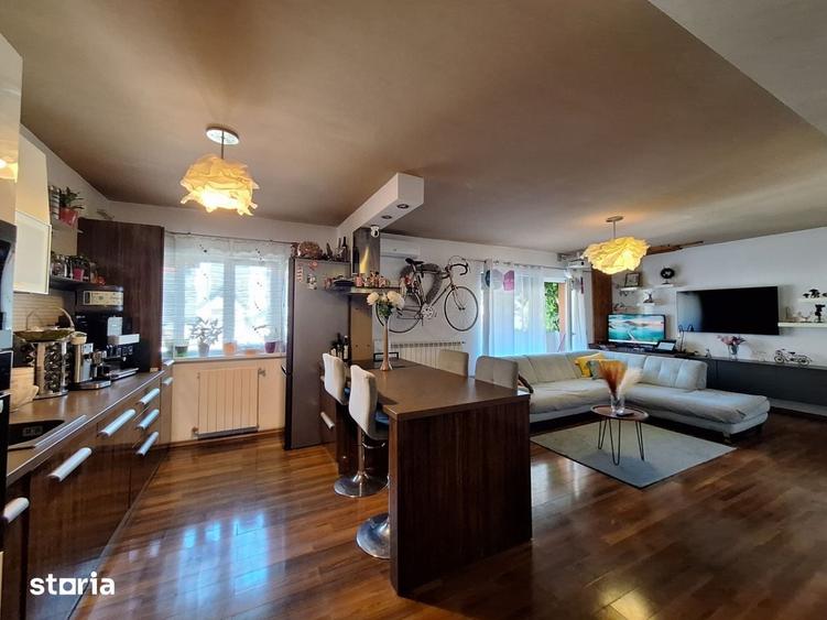 Apartament cu 3 camere în Florești