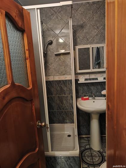 Apartament cu 4 camere decomandat în Micro 3