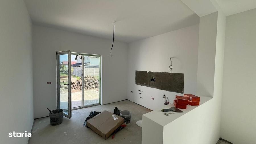 Casă cu 3 camere în Central