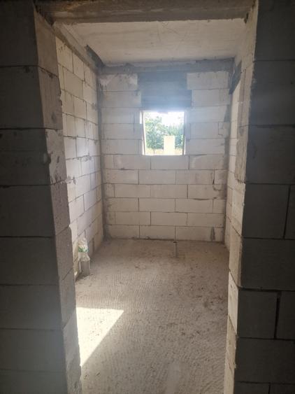 Casă individuală cu 5 camere cu Canalizare în Petrăchioaia