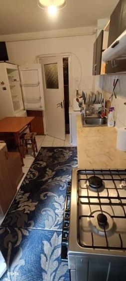 Apartament cu 4 camere, mobilat în Răcădău