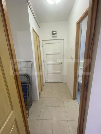 Garsonieră decomandată, mobilată în Central