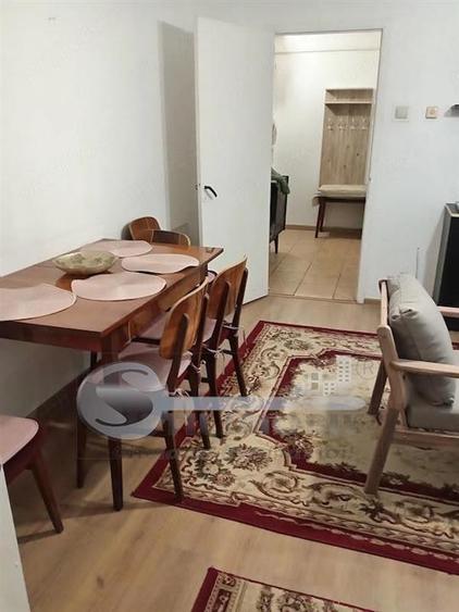 Apartament cu 2 camere nedecomandat în Podu Roș
