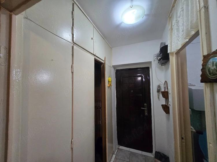 Garsonieră semidecomandată în Vitan