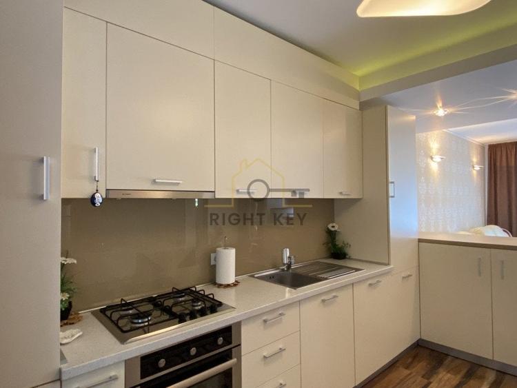 Duplex cu 3 camere cu Canalizare în Domnești