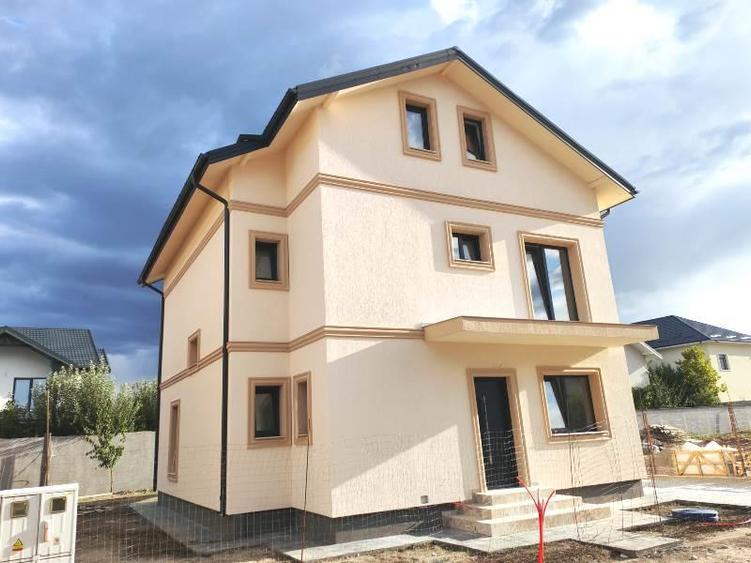 Casă individuală cu 4 camere cu Canalizare în Prelungirea Ghencea