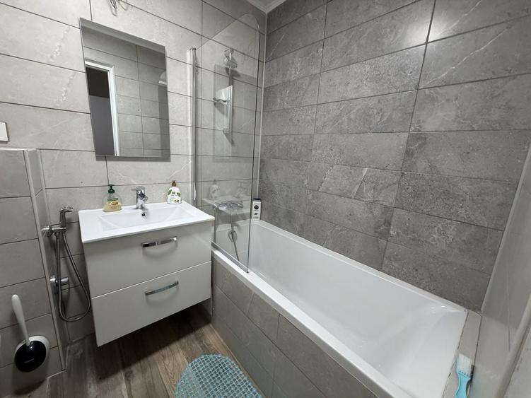 Apartament cu 2 camere decomandat, mobilat în Dorobanți