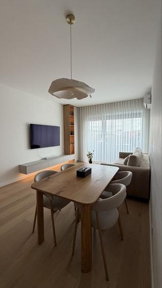 Apartament cu 2 camere semidecomandat în Central