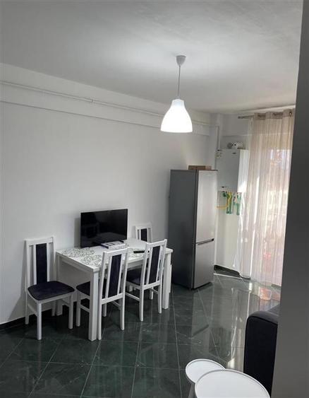 Apartament cu 2 camere decomandat în Serele Vișoianu